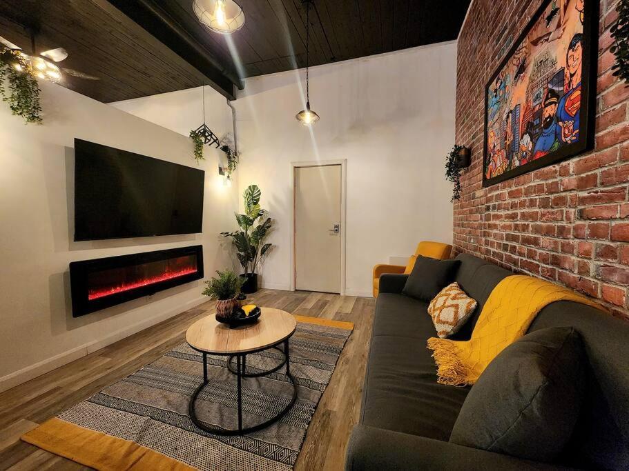 Loft Style Industriel-Centre-Ville+Parking Gratuit Québec Rum bild
